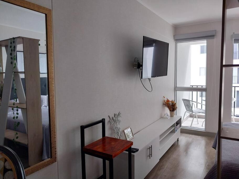 Departamento Con Hermosa Vista, Centrico Y Piscina Lima Exteriör bild